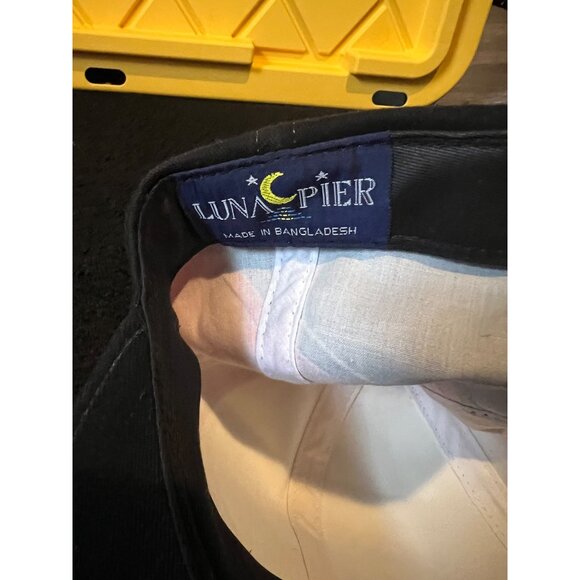 Vintage Chapel Hill Racing Strapback Cap Red/Black/White M3 - Picture 4 of 4